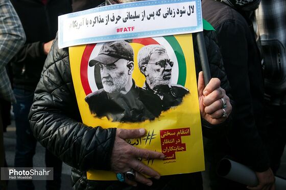 استقبال میلیونی مردم مشهد از پیکر «شهید سپهبد قاسم سلیمانی» و یاران شهیدش