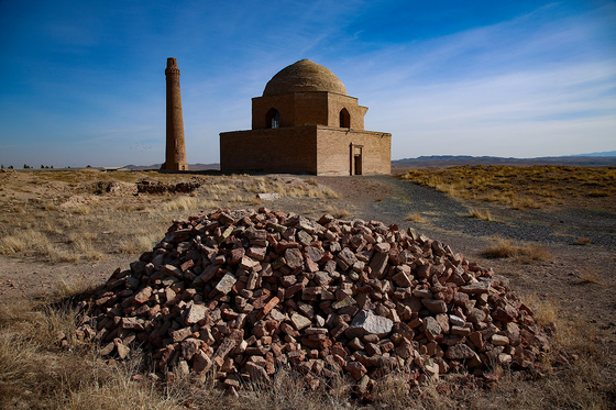 آثار تاریخی «سنگ بست»