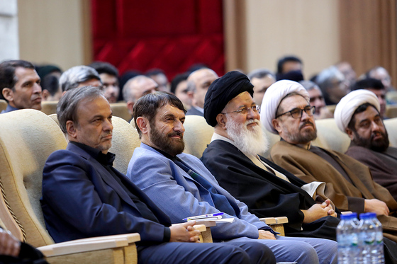 همایش دستاورد های مثلث توسعه اقتصادی
