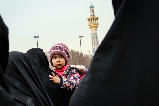 مراسم تشییع پیکر مطهر دو شهید مدافع حرم در مشهد