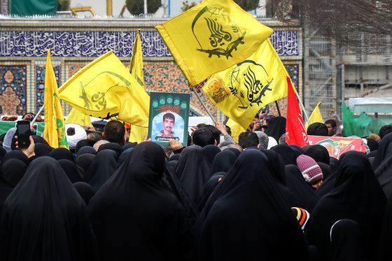مراسم تشییع پیکر مطهر دو شهید مدافع حرم در مشهد