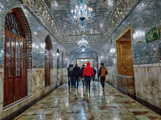 خوش است خلوت اگر یار، یار من باشد