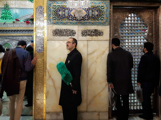 خوش است خلوت اگر یار، یار من باشد