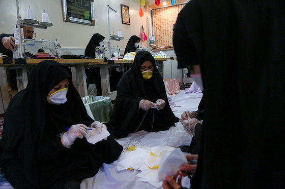 کارگاه مردمی تولید ماسک در شهرک طرق
