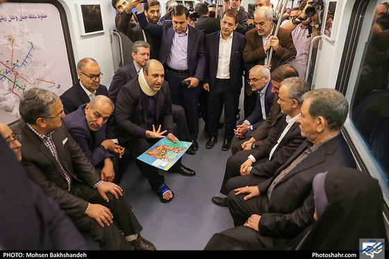 تصاویر منتخب فوتوشهر در سال 98/بهره برداری از فاز دو خط دوم قطار شهری 18-5-98