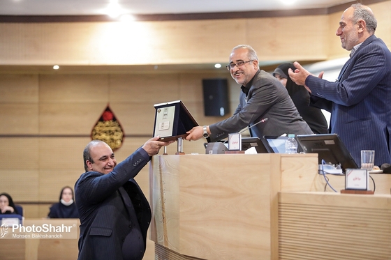 تصاویر منتخب فوتوشهر در سال 98/ هشتاد و چهارمین جلسه علنی شورای اسلامی شهر مشهد 7-11-98