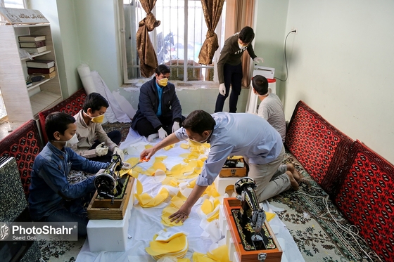 تصاویر منتخب فوتوشهر در سال 98/کارگاه مردمی تولید ماسک در شهرک طرق 19-12-98