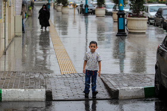 بارش باران بهاری در مشهد