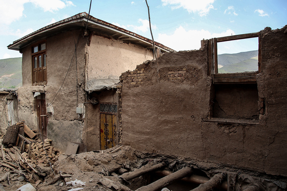 آغاز تخریب بافت تاریخی روستای کنگ