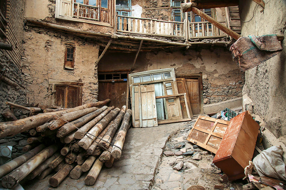 آغاز تخریب بافت تاریخی روستای کنگ