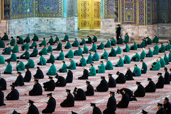 آیین شکرانه خدمت به مناسبت بازگشایی حرم مطهر رضوی