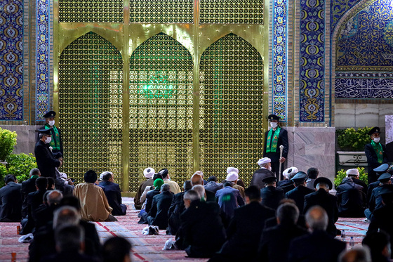 آیین شکرانه خدمت به مناسبت بازگشایی حرم مطهر رضوی