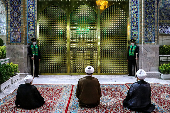 آیین شکرانه خدمت به مناسبت بازگشایی حرم مطهر رضوی