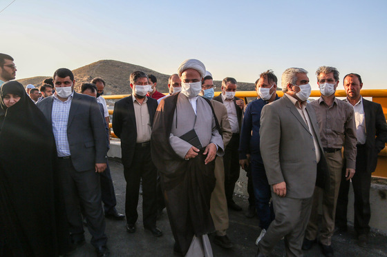 بازدید مدیران و مسولان استانی و شهری از پروژه کوه پارک مشهد
