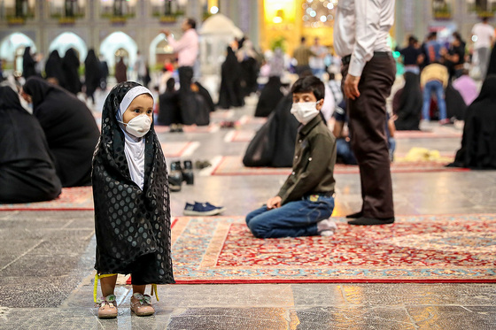 حرم مطهر رضوی در دهه کرامت