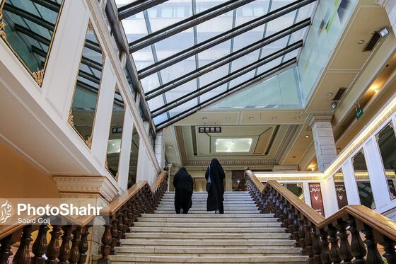مجتمع زیست خاور واقع در میدان شریعتی مشهد
