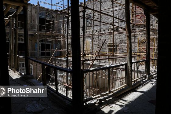 سرای عزیزالله‌اف واقع در کوچه عباسقلی خان