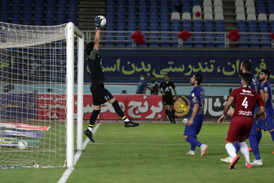 لیگ برتر فوتبال/مسابقه شهر خودرو مشهد و استقلال تهران