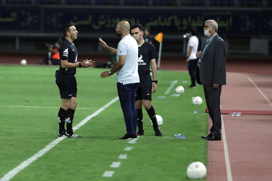 لیگ برتر فوتبال/مسابقه شهر خودرو مشهد و استقلال تهران
