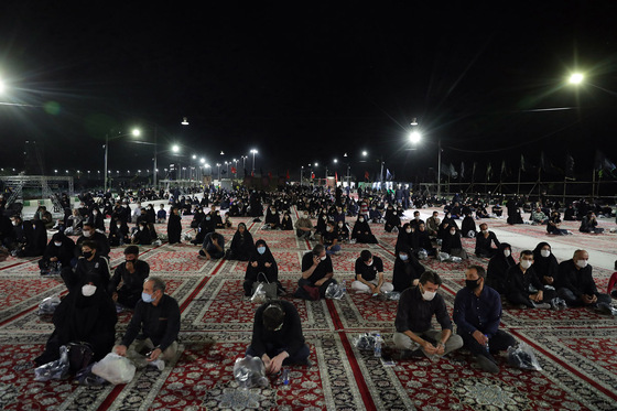 عزاداری شب دوم محرم در کوه پارک مشهد