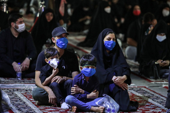عزاداری شب چهارم محرم در کوه پارک مشهد