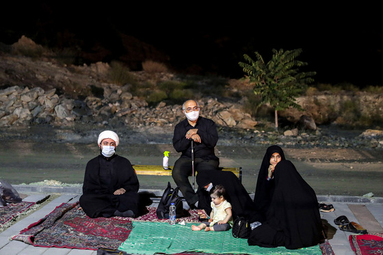 عزاداری شب چهارم محرم در کوه پارک مشهد