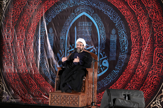 عزاداری شب هشتم ماه محرم در کوه پارک
