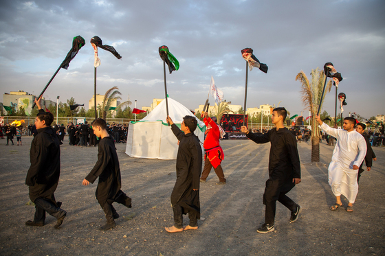 خیمه سوزان عصر عاشورا در قاسم آباد