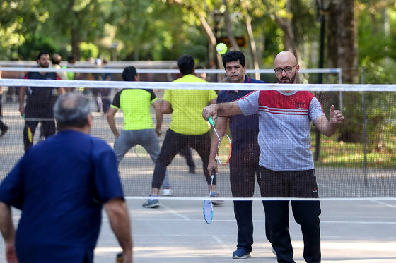مسابقات بدمینتون پارکی در مشهد
