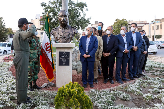 رونمایی از سردیس شهید ابراهیم فخرایی‎
