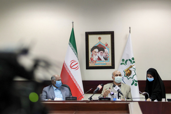 نشست خبری رئیس کمیسیون اقتصادی،سرمایه گذاری و مشارکت ها