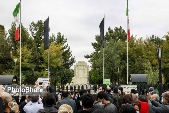 آرامگاه فردوسی در انتظار پیکر استاد شجریان