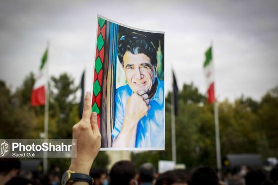آرامگاه فردوسی در انتظار پیکر استاد شجریان