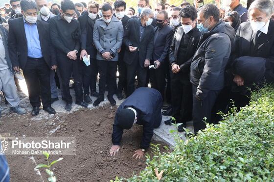 مراسم خاکسپاری استاد شجریان 2