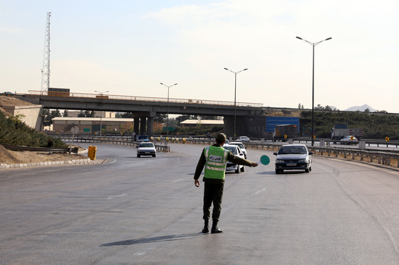 ممانعت از ورود خودروها به مشهد