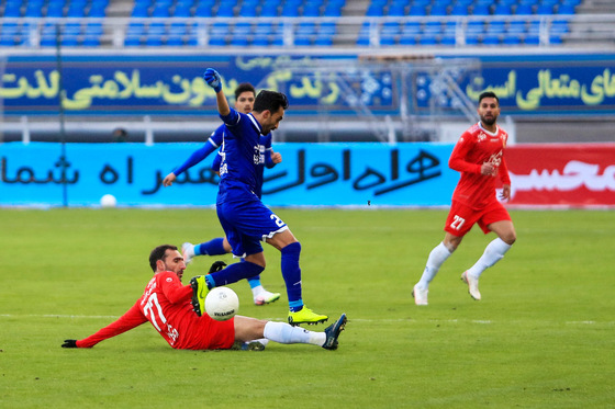 لیگ برتر فوتبال/ مسابقه شهر خودرو مشهد و استقلال تهران