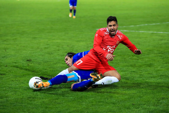 لیگ برتر فوتبال/ مسابقه شهر خودرو مشهد و استقلال تهران