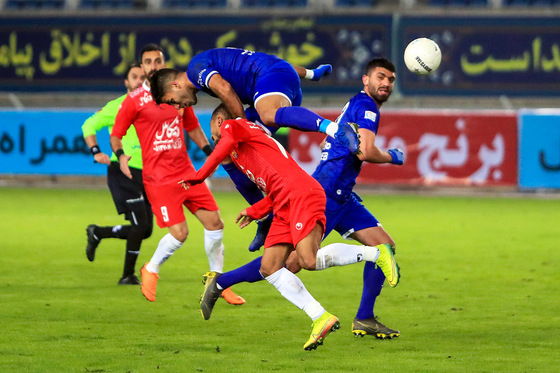 لیگ برتر فوتبال/ مسابقه شهر خودرو مشهد و استقلال تهران