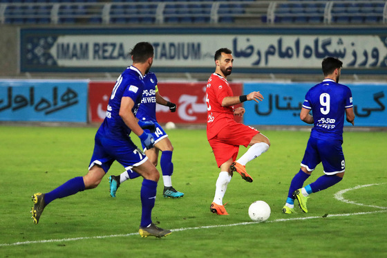 لیگ برتر فوتبال/ مسابقه شهر خودرو مشهد و استقلال تهران