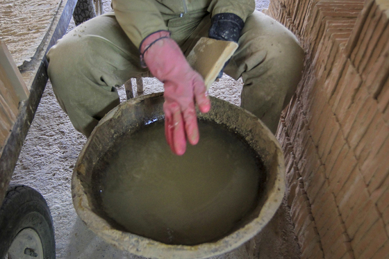 کارخانه کاشی سنتی قدس رضوی
