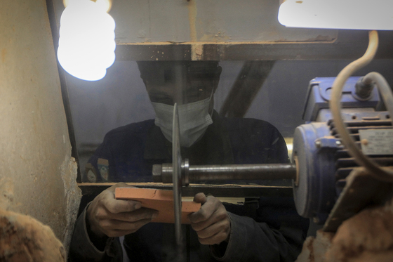کارخانه کاشی سنتی قدس رضوی