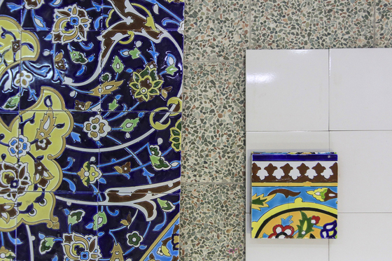 کارخانه کاشی سنتی قدس رضوی