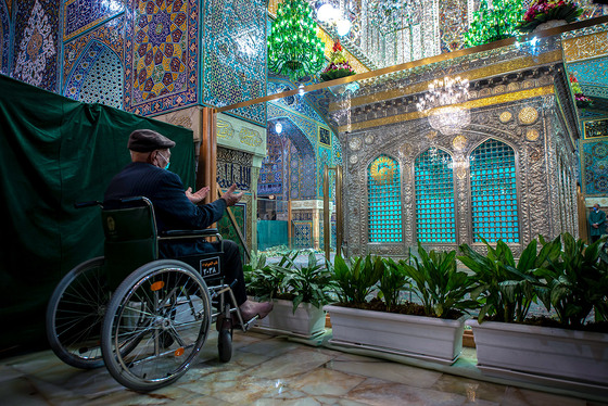 روضه منوره و ضریح مطهر امام رضا (علیه السلام)