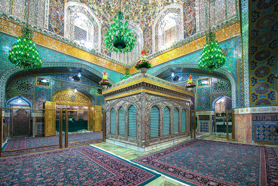 روضه منوره و ضریح مطهر امام رضا (علیه السلام)