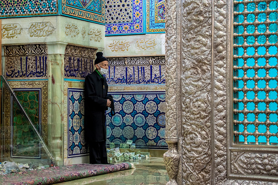 روضه منوره و ضریح مطهر امام رضا (علیه السلام)