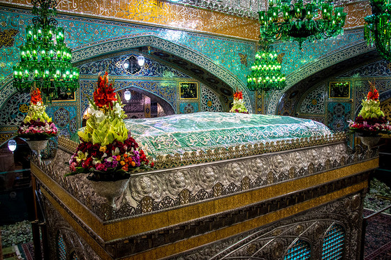روضه منوره و ضریح مطهر امام رضا (علیه السلام)