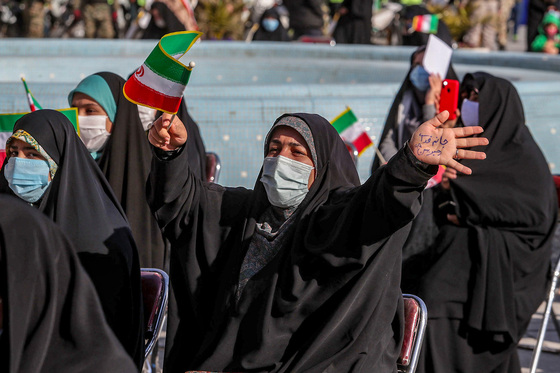 مراسم آغاز جشن های دهه فجر انقلاب اسلامی در مشهد
