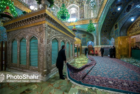 روضه منوره و ضریح مطهر امام رضا (علیه السلام)