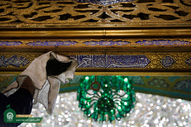 مرمت گنجینه‌های معماری و هنری بارگاه امام رضا(ع) در روز‌های کرونایی+عکس