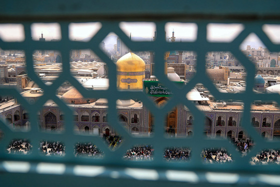 مراسم تحویل سال 1400 در حرم مطهر امام رضا (ع)